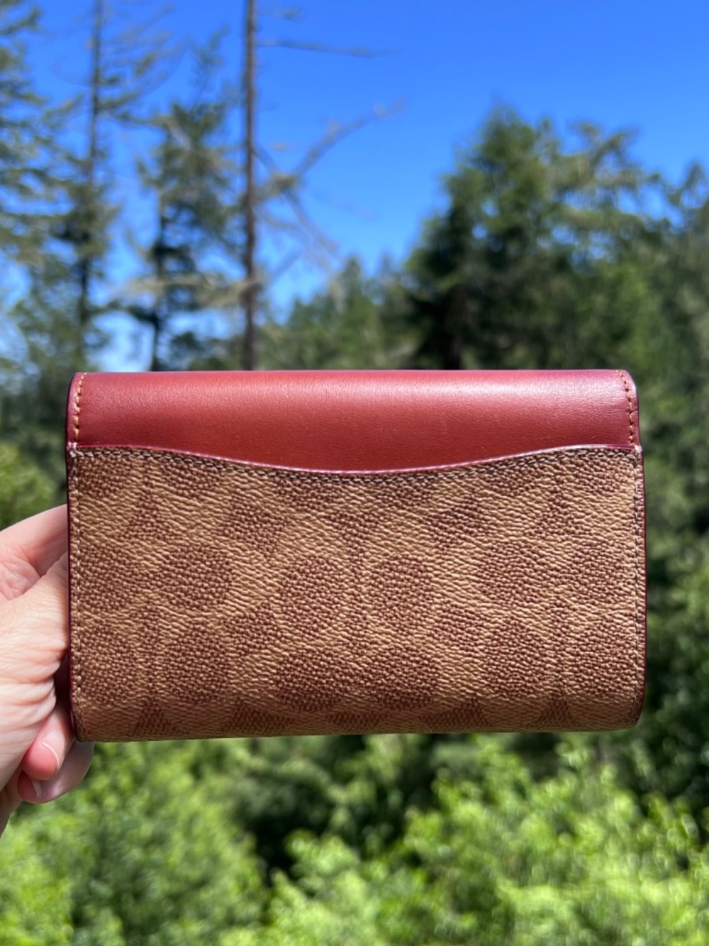 COACH Brown Essential Medium Signature Canvas Flap Wallet Gold Hardware AUTHENTC - Picture 12 of 12